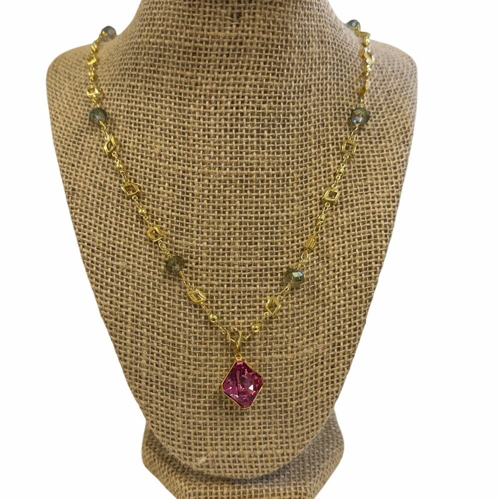 NEW!  Rose necklace kaleidoscope Crystal made by Swarovski Pendant beaded‎ chain